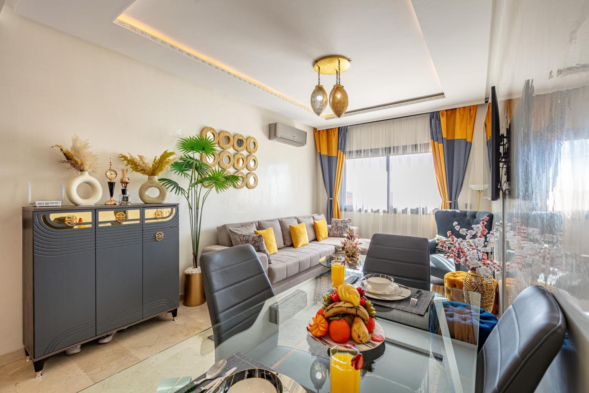 Cozy 2-bedroom In Gueliz, Marrakech Apartamento *